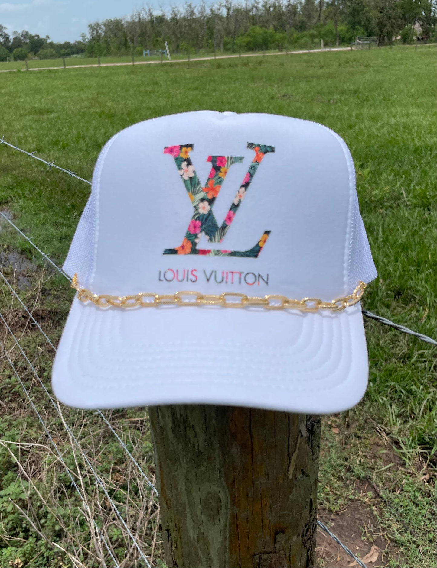 LV with chain